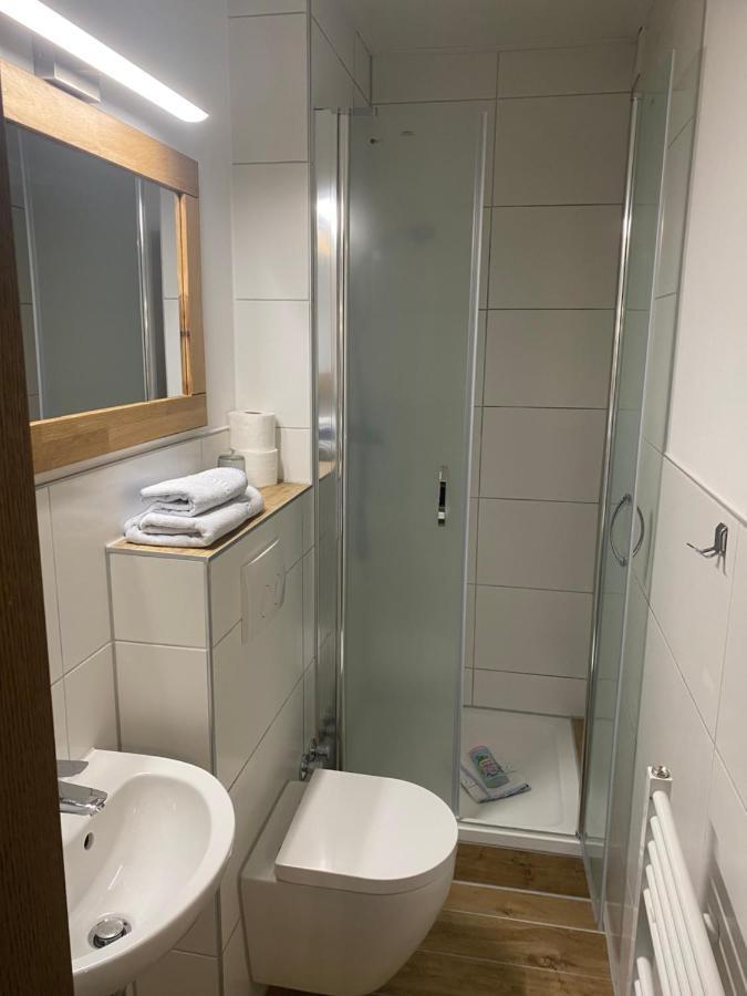 ברוגן Hotel Zum Schiffchen מראה חיצוני תמונה
