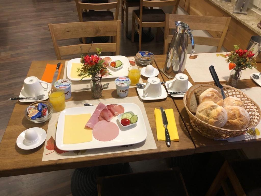 ברוגן Hotel Zum Schiffchen מראה חיצוני תמונה